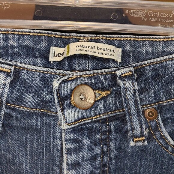 Lee Natural Bootcut Jeans for Women fits Just Below the Waist 6P Stonewash Blue - Picture 3 of 10